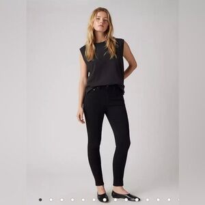 Levi's Women's 721 High Rise Black Skinny Jeans - 30” Waist, 28” Inseam